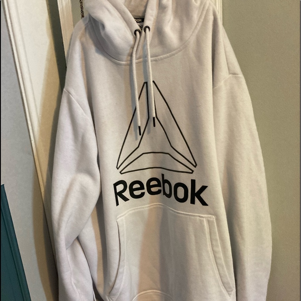 Like new White Reebok mens hoodie